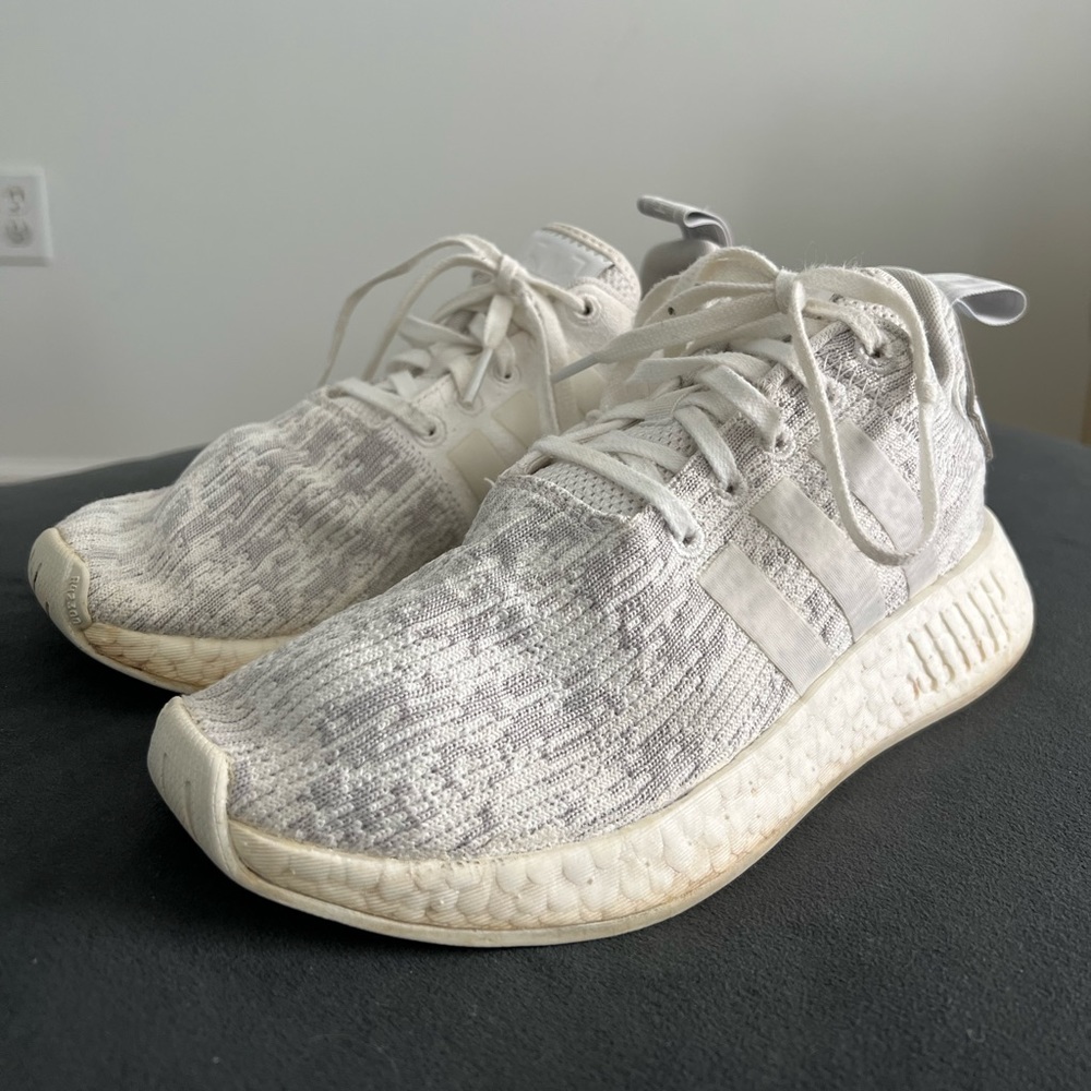WOMENS Adidas NMD_R1